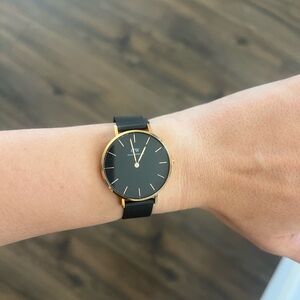 Daniel Wellington petite Ashfield rose gold watch